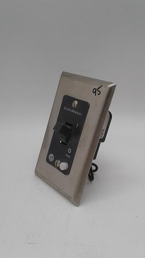 Used Allen-Bradley On/Off Control Switch 600-TCX216