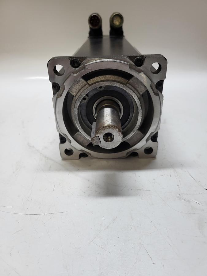 Allen-Bradley MPL-B4560F-VIJ74AA Ser.A NEW! *Not in Box*