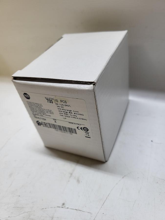 Allen-Bradley Bulletin 700-HLT1Z24 Ser.A