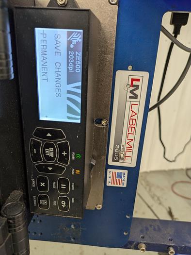 Used printer/labeler label mill 3605 and zebra ZE 500