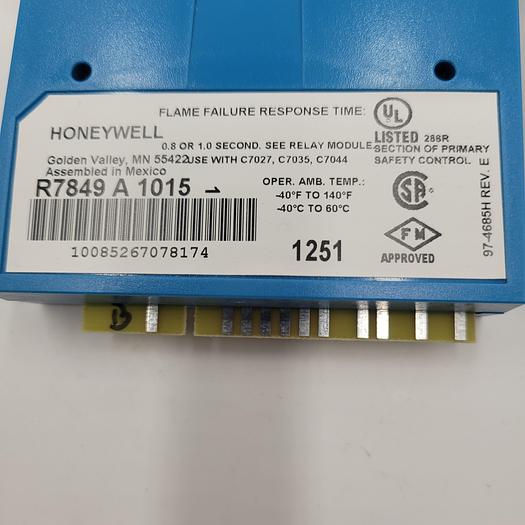 HONEYWELL ULTRAVIOLET FLAME AMPLIFIER R7849A1015 IN ORIGINAL BOX