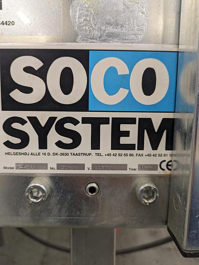 Used soco T400 auto flap closer case sealer with infeed conveyor