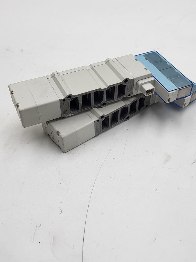 Used SMC SY7400-5U1-NA solenoid valve