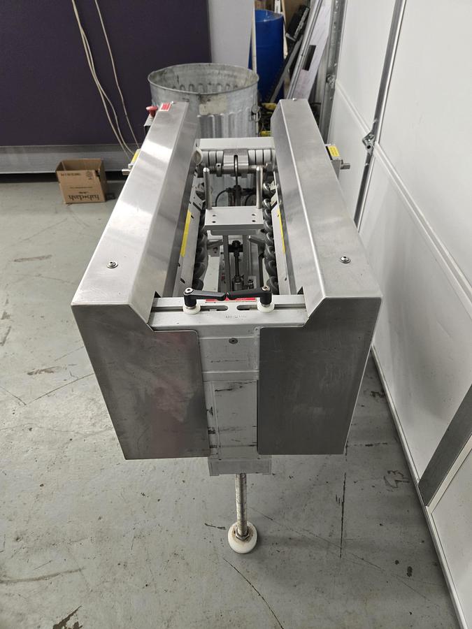 Used Belco 505 case erector wexxar