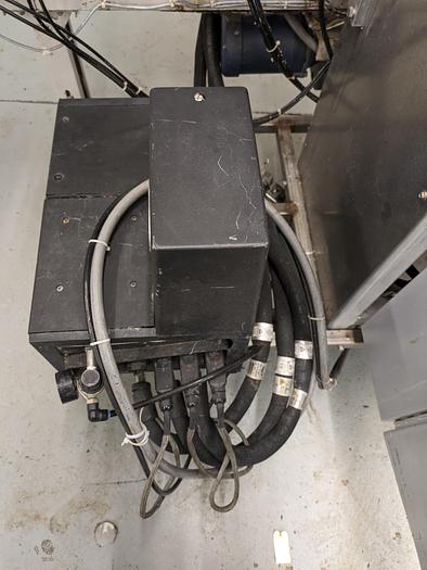 Used Bosch Doboy 840E carton closer