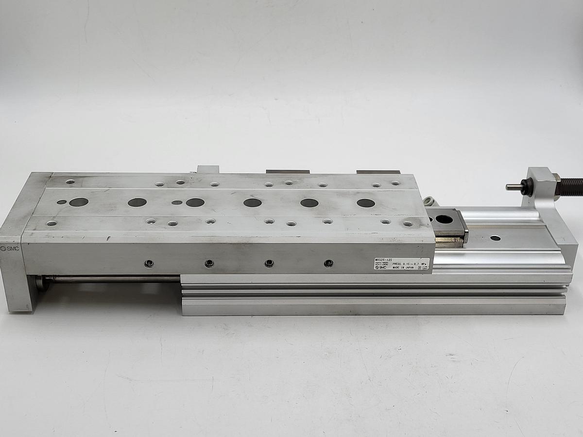 Used SMC MXS25-125 Pneumatic cylinder table