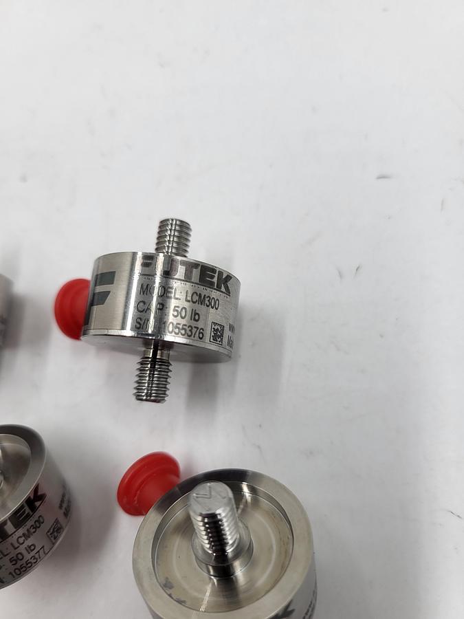 FUTEK LCM300 Tension and Compression Threaded In Line