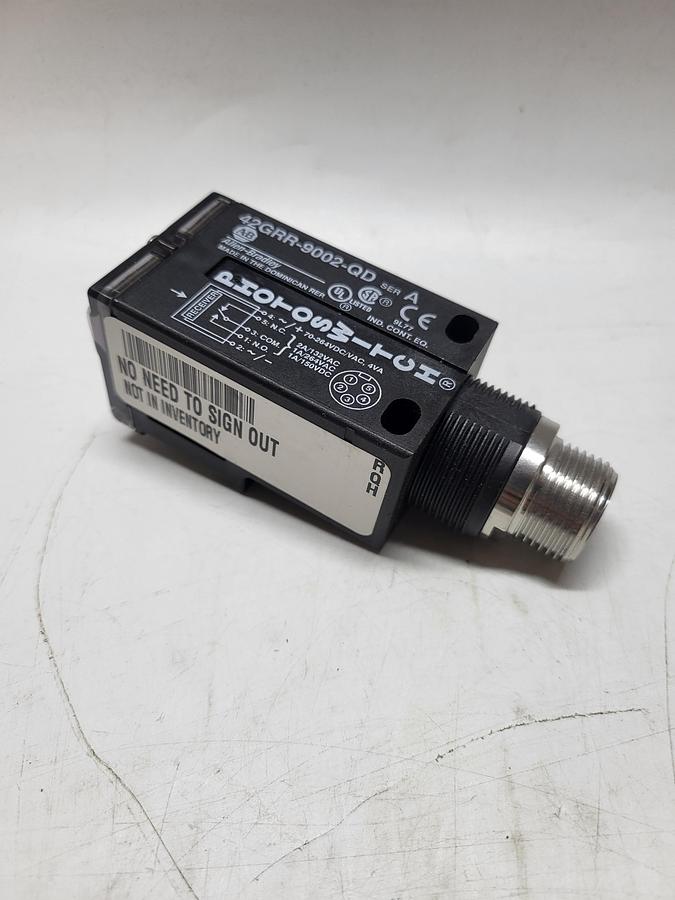 Used Allen-Bradley Photoswitch 42GRR-9002-QD Ser.A