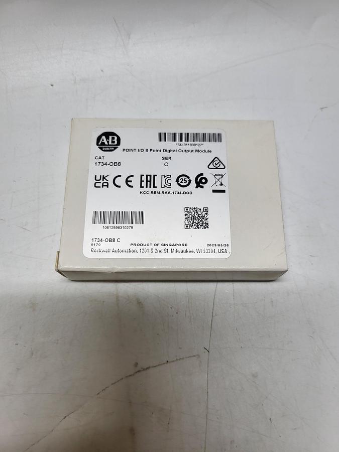 Allen-Bradley Point I/O Digital Output Module 1734-OB8 Ser.C