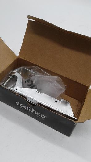 Southco Latch Door Compression Raised Trigger 8100617412 02108 EA