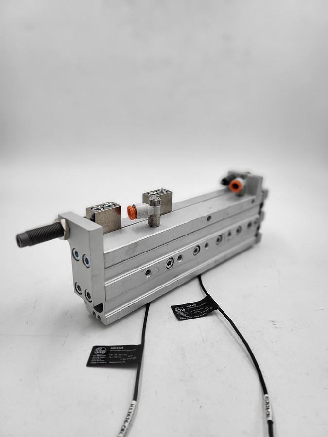 Used SMC MXS16-100 Pneumatic slide table - stroke 100mm