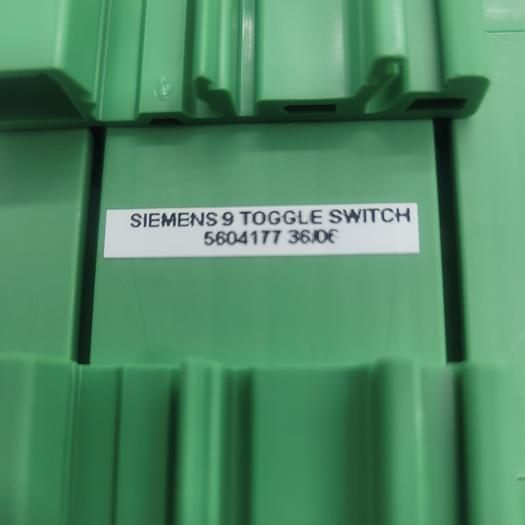 Used Siemens 9 Toggle Switch 5604177 36IDE