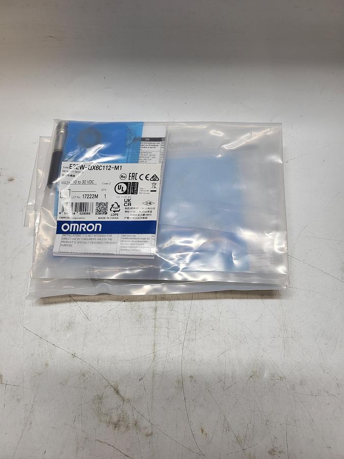 Omron E2EW-QX6C112-M1