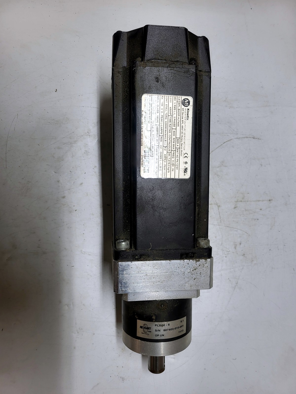 Allen-Bradley / Neugart MPL-B430P-HJ74AA overall