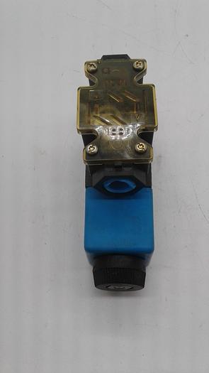Used Vickers Solenoid Control Valve 02-101731