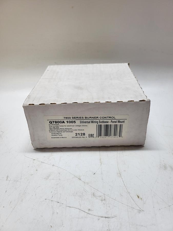 7800 Series Burner Control Q7800A 1005 Panel Mount