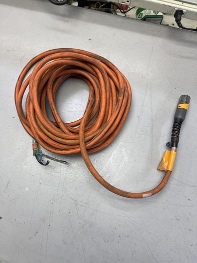 Used Allen-Bradley 2090-CPBM7DF-16AA15(412”)