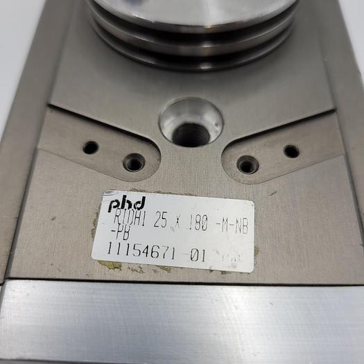 Used PHD RTDH1 25 X 180 M-NB 11154671 PNEUMATIC CYLINDER