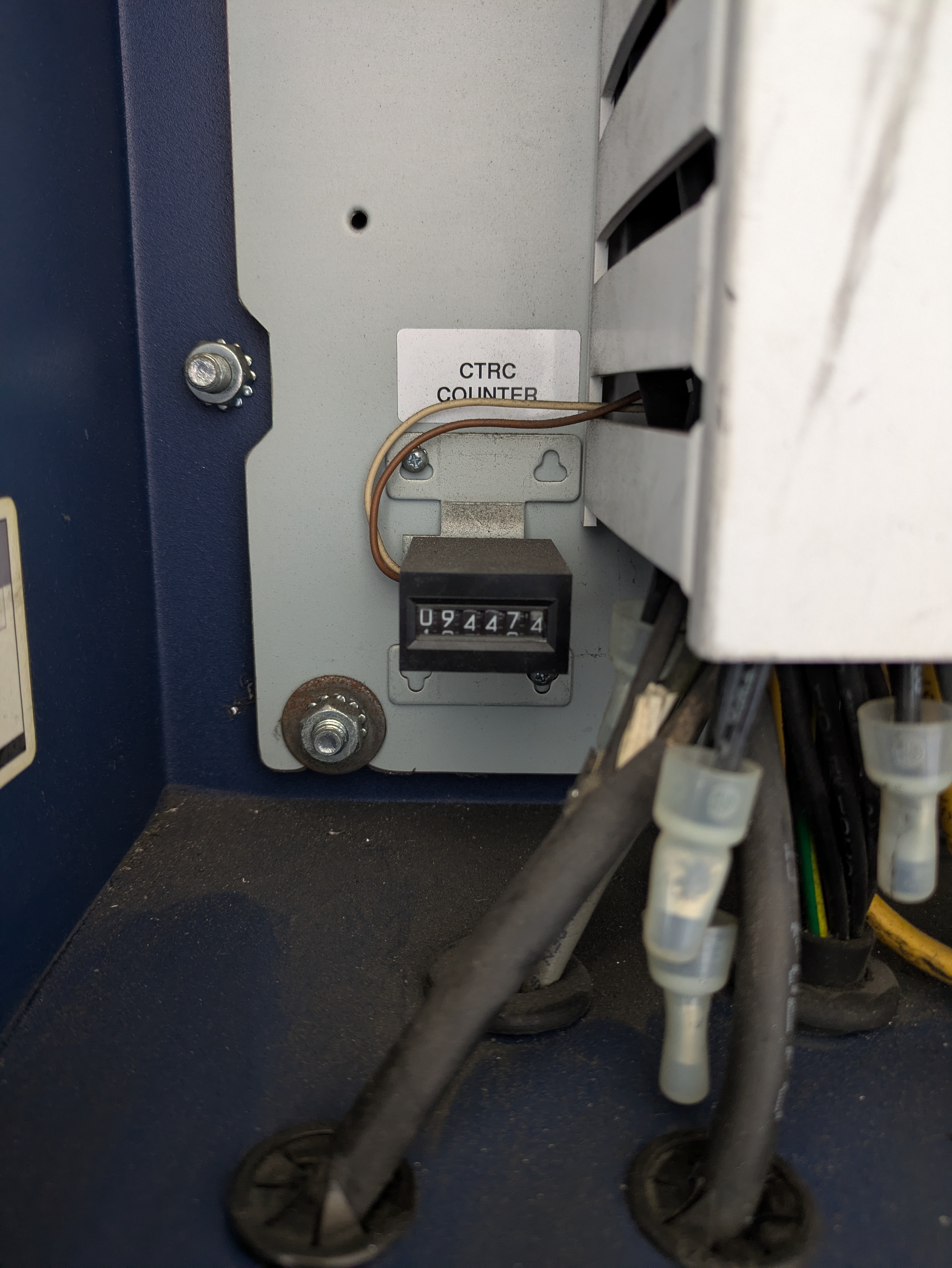 Used Lantech Q300XT stretch wrapper with cut and clamp