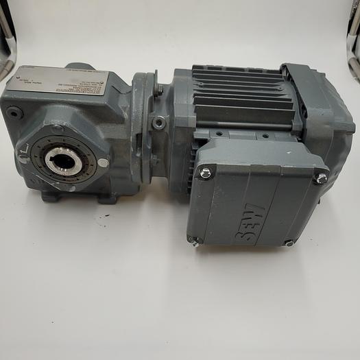 Used SEW EURODRIVE 3/4" BORE GEAR BOX SA37 DRN71MS4 87.8050490501.0002X21.90 & MOTOR