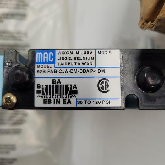 NEW IN BOX** MAC SOLENOID VALVE 92B-FAB-CJA-DM-DDAP-1DM