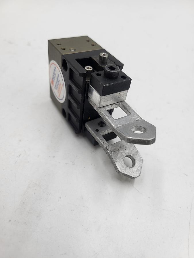 Used SCHUNK MPG-plus 40 Gripper for small components ID 305521