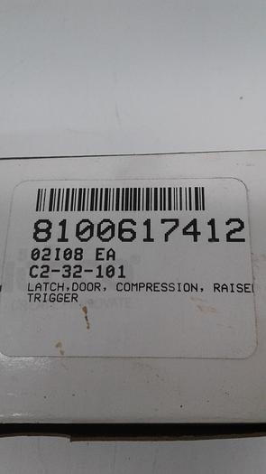 Southco Latch Door Compression Raised Trigger 8100617412 02108 EA