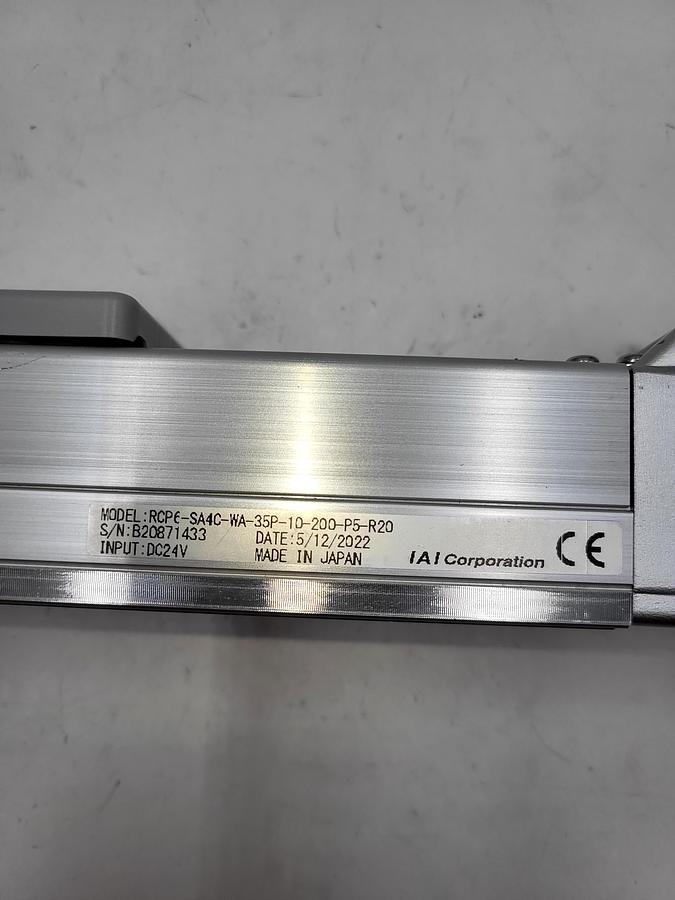 Used IAI RCP6-SA4C-WA-35P-10-200-P5-R20 Pneumatic Actuator & RCP6-MUSRTA4C Slider Table