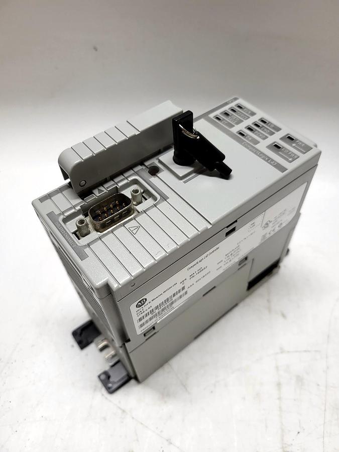 Allen-Bradley 1768-L43 detail