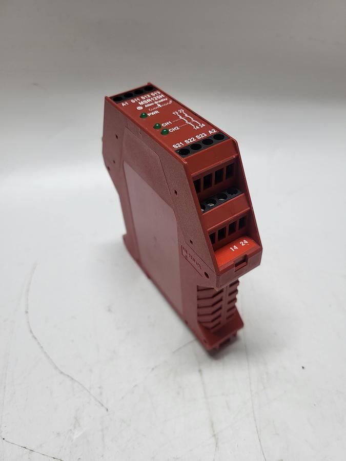 Used Allen-Bradley 440R-D23164 Ser.A Safety Relay