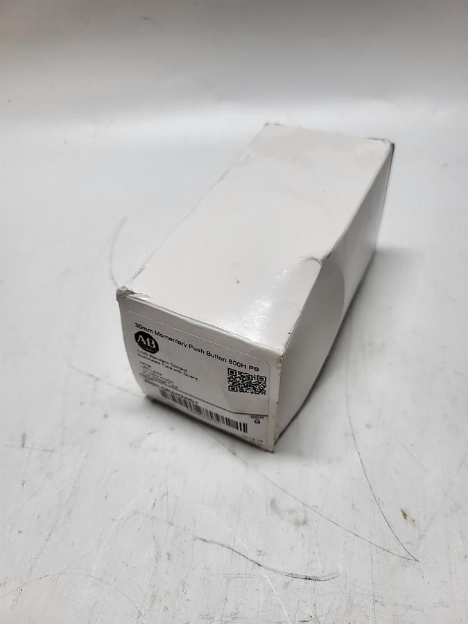 Used Allen-Bradley 30mm Momentary Push Button 800H-QRAH2WD1 Ser.G (white)