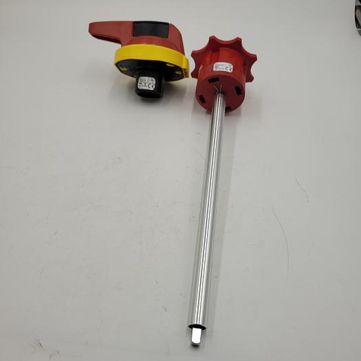 Used Allen Bradley 194R-py (handle) & 194R-N1 (Rotary disconnector) *NEW In box**