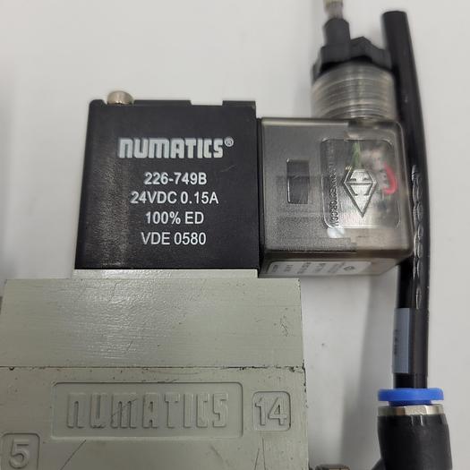 Used NUMATICS L22BA452B014A61 valve & Numatics solenoid 226-749B