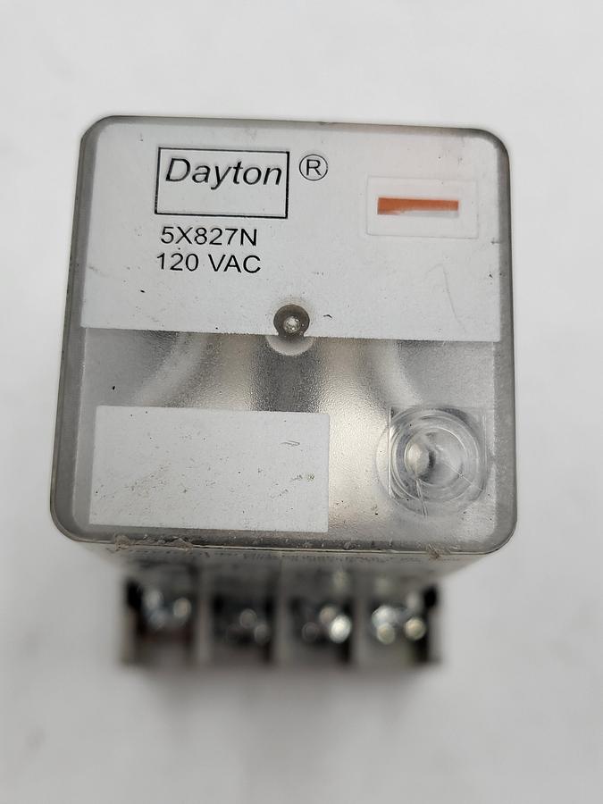 Used Dayton Relay 5X827N & base 5X852N