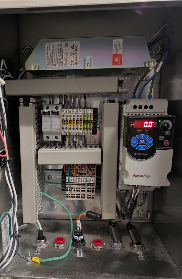 Used Fortress phantom, metal detector, stainless conveyor