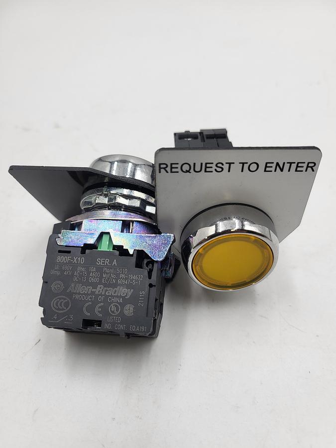 Used Allen Bradley 800FM-LF5 Yellow Pushbutton mounted on 800F-X10 ser A