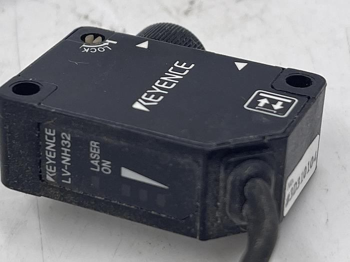 Used KEYENCE LV-NH32