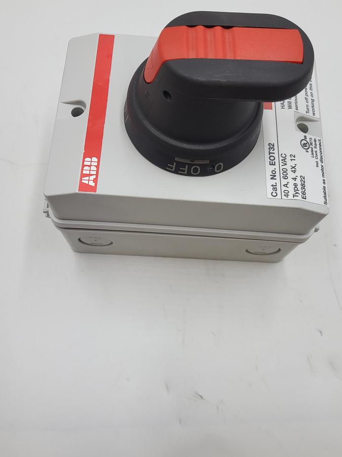 ABB EOT32 / E63822 ON-OFF SWITCH *NEW*