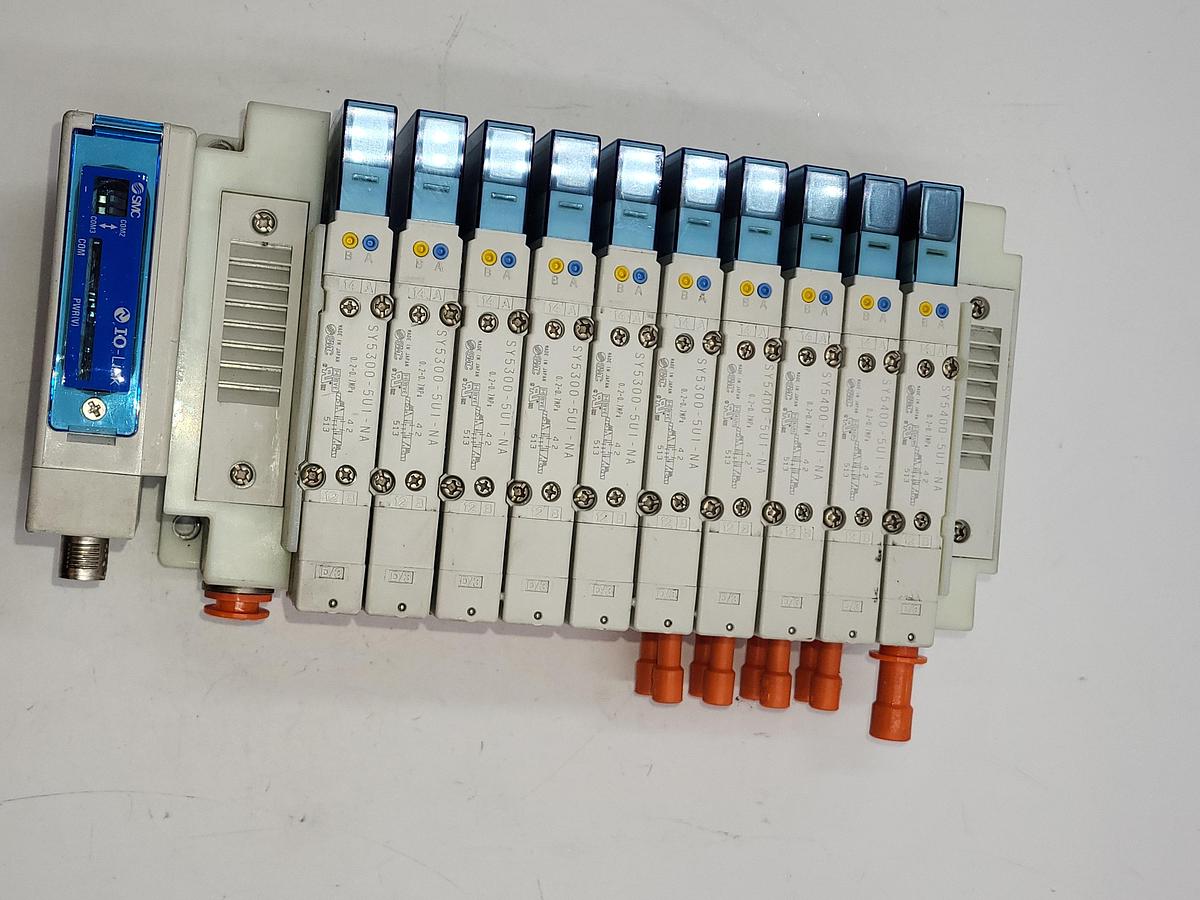 Used SMC SY5-IOL-0-N710RI W/ 10 solenoids SY5300 - 5UI - NA / One: EX260-SIL1 Serial Transmission System output