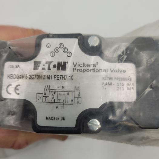EATON / VICKERS PROPORTIONAL VALVE KBDG4V 5 SC70N Z M1 PE7H7 10 - new in box & sealed in plastic