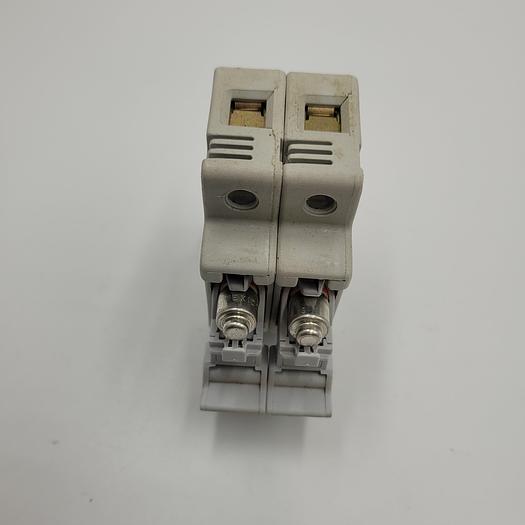 Used Bussman Fuse Block, CC UL Class, 2 Poles, 0 to 30A Amp Range, 600V