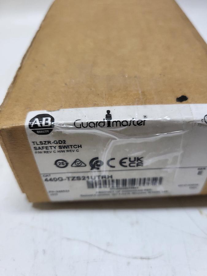 Allen-Bradley Guard Master 440G-TZS21UTRH Ser.E