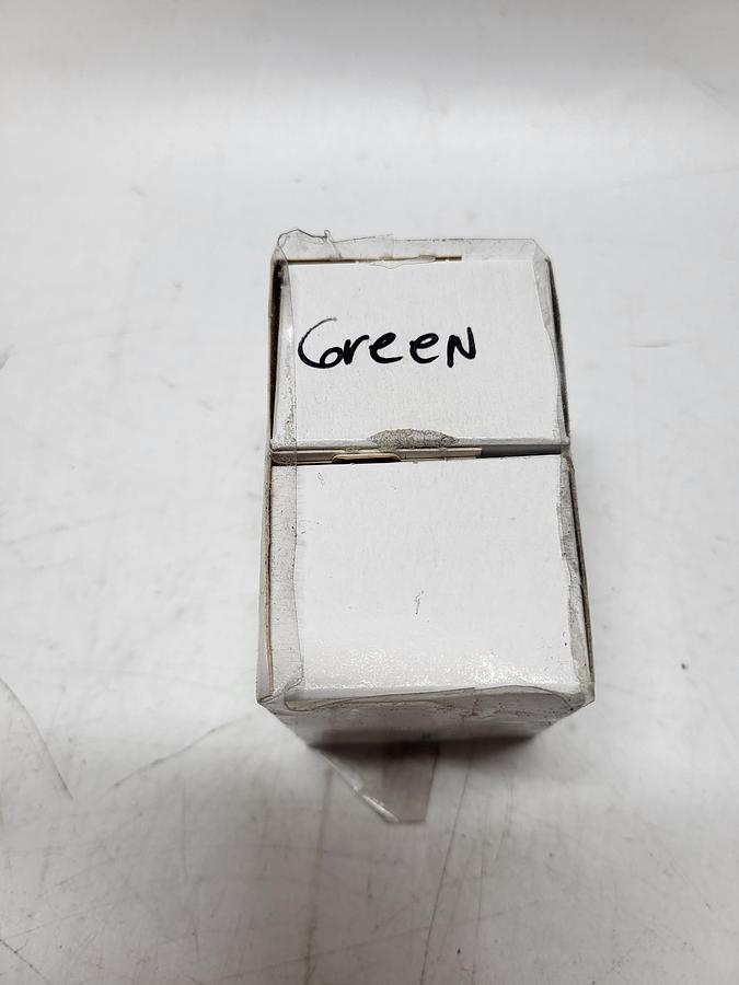 Schneider Electric ZB4BV033 ZB4BVB3 Green