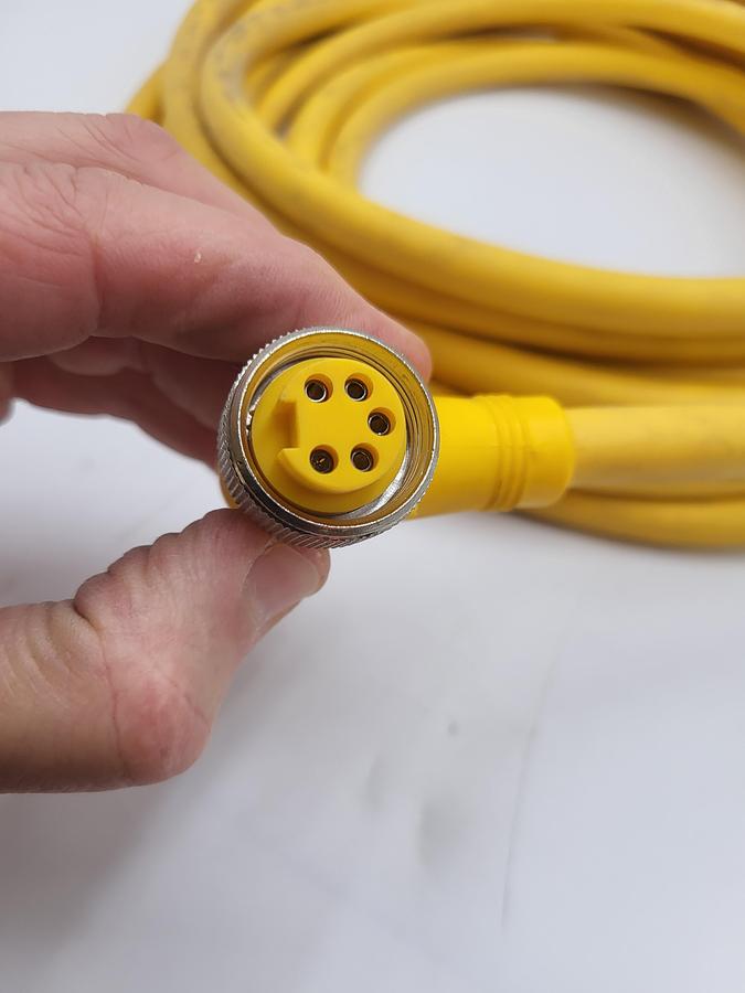 24' 5 PIN cordset cable 90 degree end with twist lock 101550539 / E206089-01 / 16 AWG / STOOW 5/C