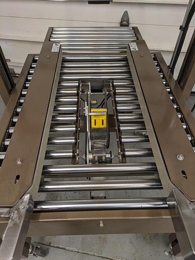 Used Highlight Magnum 2300 SDU, case taper, tape machine