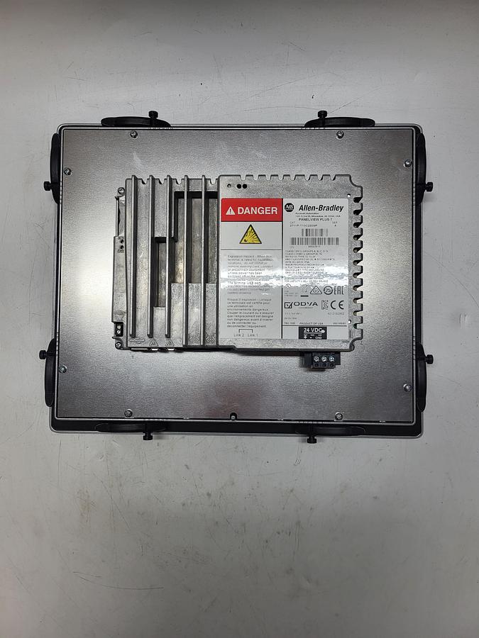 Allen-Bradley Panelview Plus 7 2711P-T10C22D9P Ser.A NEW! not in box
