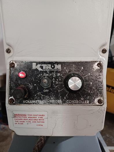 Used K-tron soder feeder 200LBS/hr 7297E2