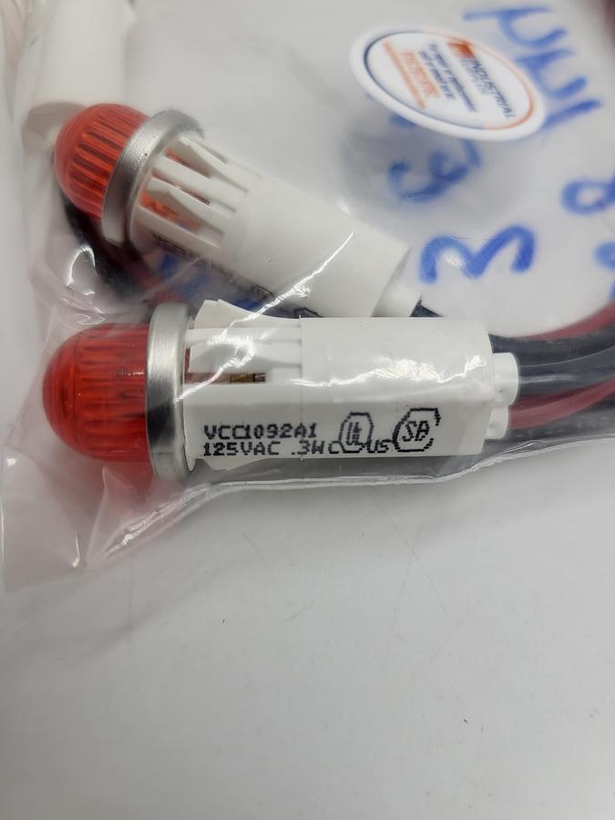 VCC 1092A1-125VAC - VCC Green Red Lights