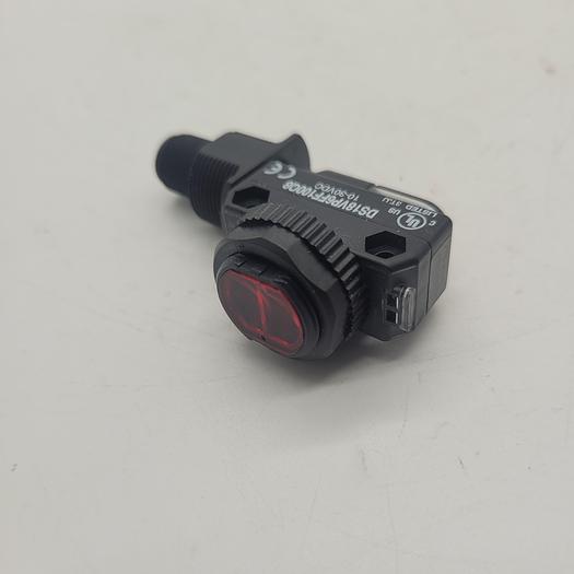 Banner DS18VP6FF100Q8 Laser Sensor