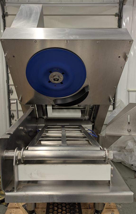 Used Weber CCS 304 meat and cheese slicer